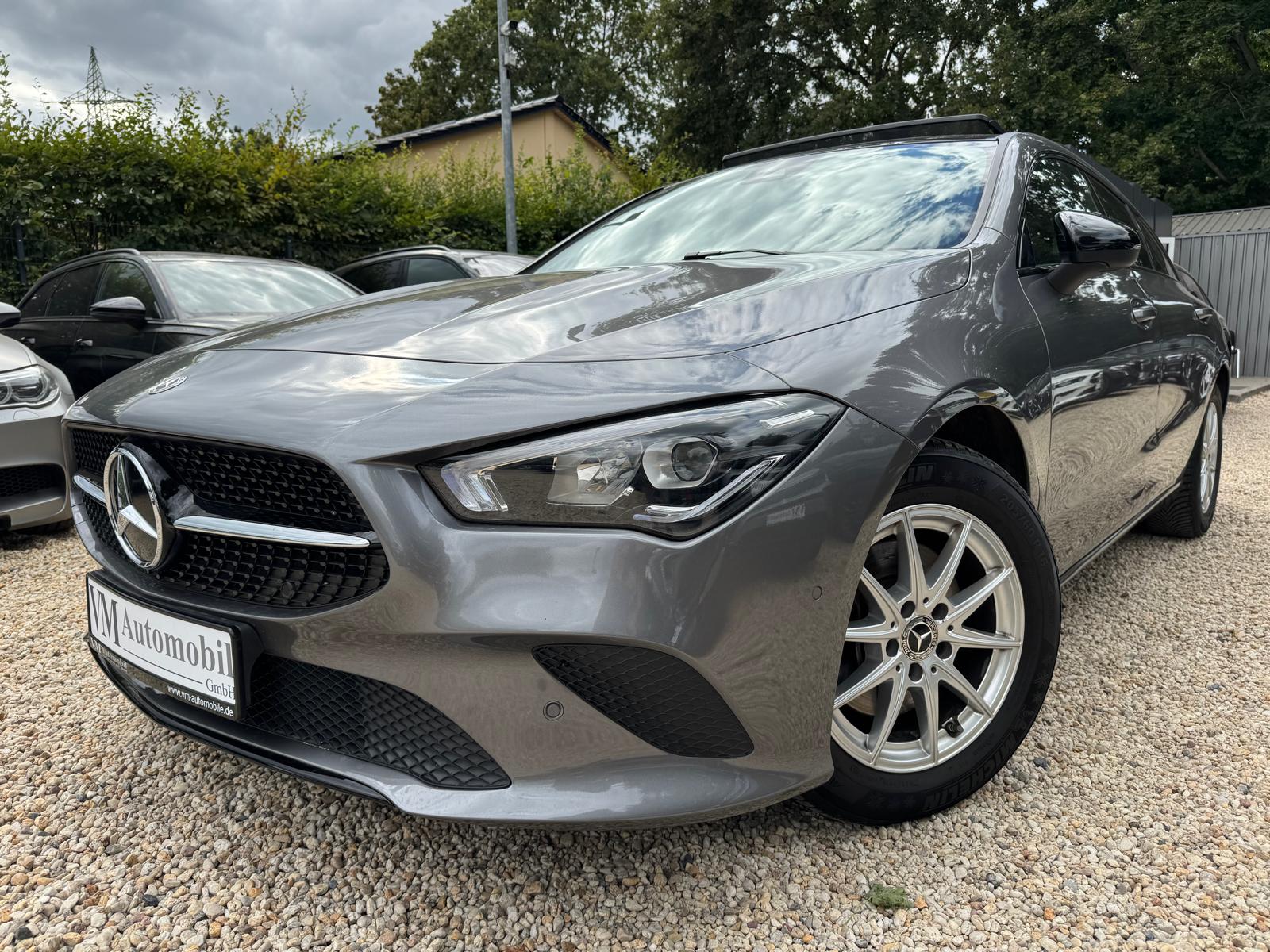 Mercedes-Benz CLA 200